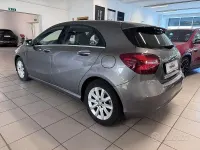 Usata Mercedes A180 Business 109 CV (80 kW) 2016 Grigio Berlina