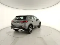 Usata Mercedes GLA200 150 CV (110 kW) 2022 Grigio SUV