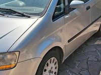 Usata Fiat Idea 80 CV (58 kW) 2005 Grigio Monovolume