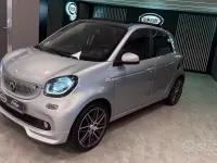 Usata Smart ForFour Brabus 109 CV (80 kW) 2017 Grigio Utilitaria