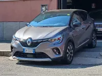 Usata Renault Captur Techno 140 CV (102 kW) 2023 Grigio SUV