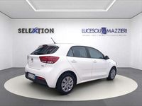 Usata Kia Rio Active 77 CV (56 kW) 2018 Bianco Berlina