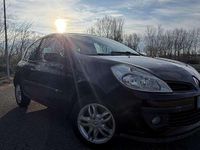 Usata Renault Clio II Luxe 75 CV (55 kW) 2007 Nero Berlina