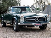 Usata Mercedes 230 150 CV (110 kW) 1965 Dunkelgrün 268 Cabrio