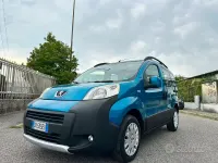 Usata Peugeot Bipper Outdoor 73 CV (53 kW) 2009 Blu Monovolume
