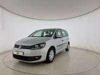 Usata VW Touran Trendline 105 CV (77 kW) 2013 Argento riflesso met. Monovolume