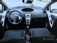 Usata Toyota Yaris 2008 Rosso Utilitaria