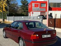 Usata BMW 316 Efficient Dynamics 102 CV (75 kW) 1992 Berlina