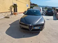Usata Alfa Romeo 159 140 CV (102 kW) 2006 Marrone Berlina