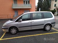 usata Peugeot 807 2.0 HDi 7 posti