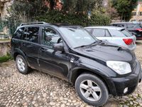 Usata Toyota RAV4 116 CV (85 kW) 2005 Nero SUV