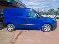 Usata Fiat Doblò 90 CV (66 kW) 2022 Blu Monovolume