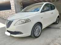 Usata Lancia Ypsilon S 95 CV (69 kW) 2012 Bianco Utilitaria