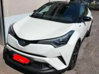 Usata Toyota C-HR 152 CV (111 kW) 2020 Bianco SUV