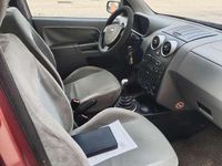 Usata Ford Fusion Zetec 101 CV (74 kW) 2003 Rosso Monovolume