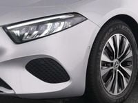 Usata Mercedes A180 Advanced 115 CV (84 kW) 2023 Argento Berlina