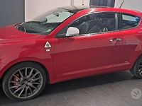 Usata Alfa Romeo MiTo Quadrifoglio Verde 170 CV (125 kW) 2010 Rosso Utilitaria