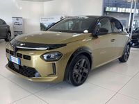 Usata Lancia Ypsilon 101 CV (74 kW) 2024 Vernice oro / tetto nero Utilitaria