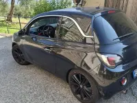 Usata Opel Adam 69 CV (50 kW) 2013 Nero Utilitaria