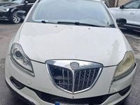 Usata Lancia Delta 120 CV (88 kW) 2011 Bianco Utilitaria