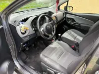 Usata Toyota Yaris 69 CV (50 kW) 2016 Grigio Berlina