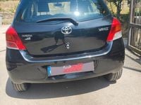 Usata Toyota Yaris 90 CV (66 kW) 2009 Nero Berlina