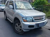 Usata Mitsubishi Pajero 165 CV (121 kW) 2000 Grigio SUV