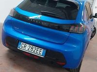Usata Peugeot 208 Allure 100 CV (73 kW) 2023 Blu Utilitaria