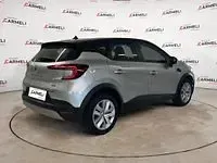 Usata Renault Captur Evolution 145 CV (106 kW) 2022 Grigio SUV
