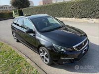 Usata Peugeot 308 GT-line 130 CV (95 kW) 2019 Nero Station wagon