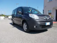 Usata Renault Kangoo 116 CV (85 kW) 2021 Nero / metallizzato Monovolume