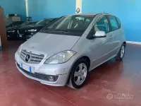 Usata Mercedes A200 Edition 140 CV (102 kW) 2011 Grigio Utilitaria