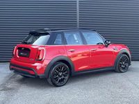 Begagnad Mini Cooper Business 136 HK (100 kW) 2023 Silver Halvkombi
