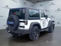 Usata Jeep Wrangler Sahara 284 CV (208 kW) 2014 Bianco SUV