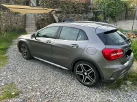 Usata Mercedes GLA200 136 CV (100 kW) 2016 Grigio SUV
