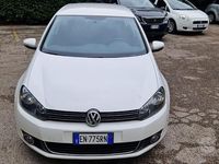 Usata VW Golf VII Highline 104 CV (76 kW) 2013 Bianco Berlina
