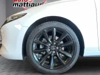 Usata Mazda 3 140 CV (102 kW) 2025 Arctic white Berlina