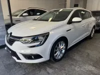 Usata Renault Mégane GrandTour 110 CV (80 kW) 2017 Bianco Station wagon