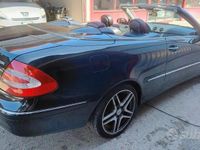 Usata Mercedes CLK200 163 CV (119 kW) 2006 Nero Cabrio