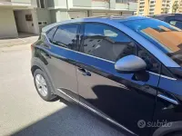 Usata Renault Captur Business 101 CV (74 kW) 2022 Nero SUV