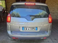 Usata Peugeot 5008 Business-Line 114 CV (83 kW) 2014 Argento Monovolume