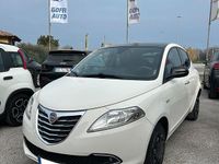 Usata Lancia Ypsilon S 95 CV (69 kW) 2012 Bianco Utilitaria
