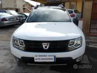 Usata Dacia Duster Black Shadow 110 CV (80 kW) 2017 Bianco SUV