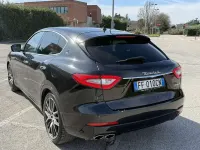 Usata Maserati Levante 250 CV (183 kW) 2016 Nero SUV