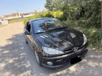 Usata Peugeot 206 CC 109 CV (80 kW) 2003 Nero Cabrio