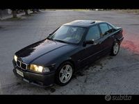 Usata BMW 318 116 CV (85 kW) 1991 Blu Berlina