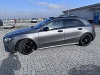 Usata Mercedes A180 Premium 116 CV (85 kW) 2018 Grigio Berlina