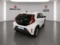 Usata Toyota Aygo X Active 72 CV (52 kW) 2025 Bianco SUV