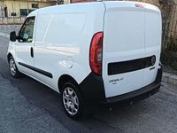 Usata Fiat Doblò 100 CV (73 kW) 2019 Bianco Monovolume