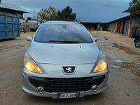 Usata Peugeot 307 88 CV (64 kW) 2010 Grigio Station wagon